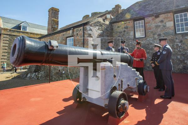 Picture by Karl Dorfner. 14-09-2024 - 'Guernsey's Own 201' squadron firing the noon day gun.