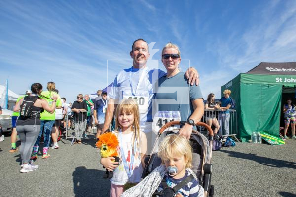 Picture by Karl Dorfner. 15-09-2024 - The Half Marathon - One of the families taking part in the event, Grace and David Atkinson with children Jessica, 5 and Charlie, 2