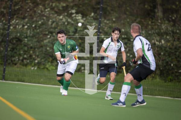Picture by Luke Le Prevost. 05-11-23.
EH Men's Tier Two Championship hockey action at Footes Lane - Guernsey v Hampton in Arden