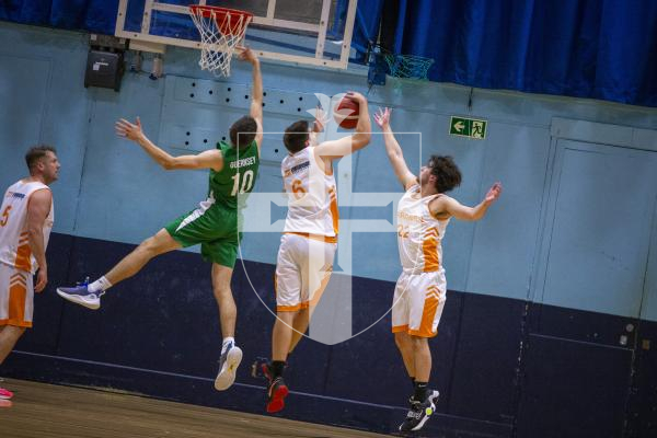 Picture by Luke Le Prevost. 08-11-23.
Basketball action at Beau Sejour - Chargers v V1 Pistons