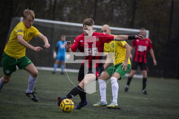 Picture by Luke Le Prevost. 18-11-23.
Priaulx League football action at the KGV - Rangers v Vale Rec