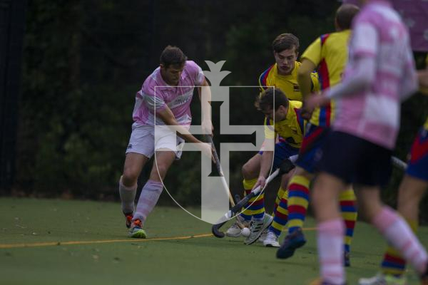 Picture by Luke Le Prevost. 18-11-23.
Hockey action at Footes Lane - Yobbos v Colombians