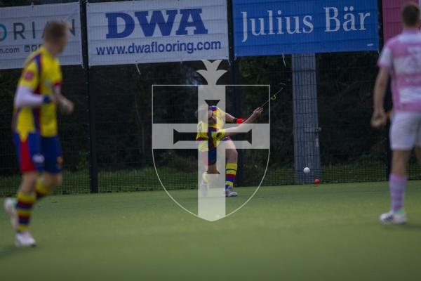 Picture by Luke Le Prevost. 18-11-23.
Hockey action at Footes Lane - Yobbos v Colombians