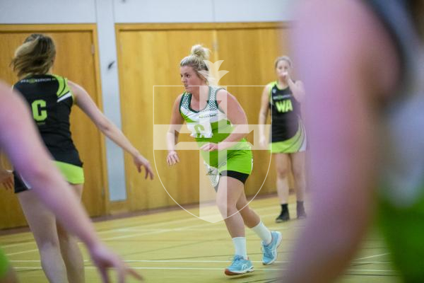Picture by Peter Frankland. 21-11-23 Netball at Les Varendes High School. Lightning Strike v Rezzers Green.