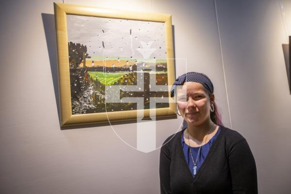 Picture by Luke Le Prevost. 29-11-23.
Sovereign Art Foundation Students Prize exhibition, auction and awards at St James. Jessica De La Haye (16) with 'Raindrops'