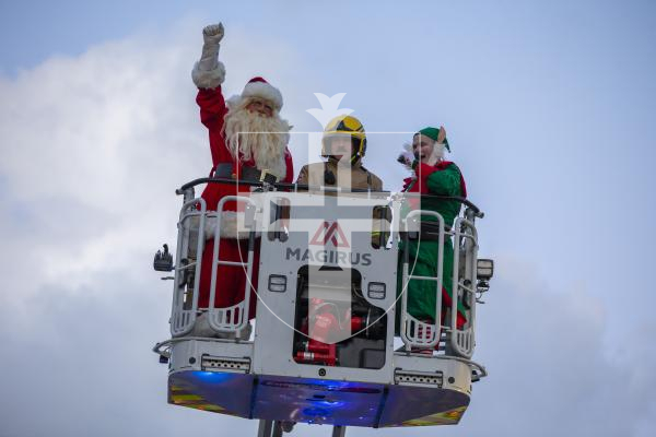 Picture by Luke Le Prevost. 01-12-23.
Santa Claus arrived at the Bridge in a fire engine to switch on the Christmas Lights.