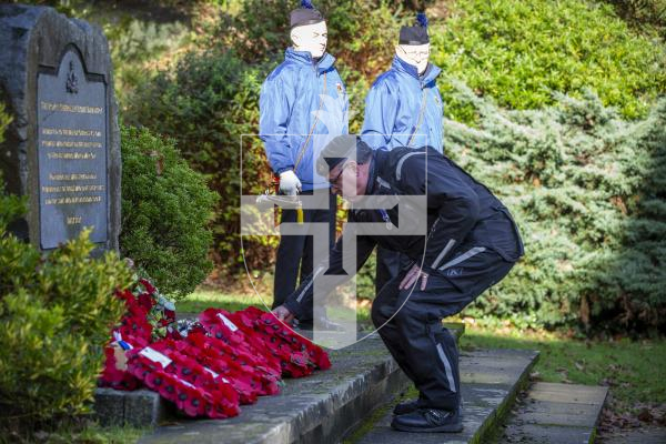 Picture by Luke Le Prevost. 03-12-23.
Royal Guernsey Light Infantry (RGLI) Annual Parade & Remembrance Service at the Sunken Gardens. Simon Elliott lays a wreath for the RGLI Memorial Ride