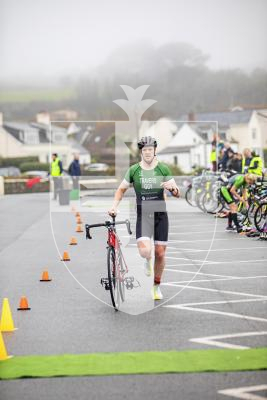 Picture by Sophie Rabey.  17-03-24.  Triathlon Action at Rocquaine, run and bike only.