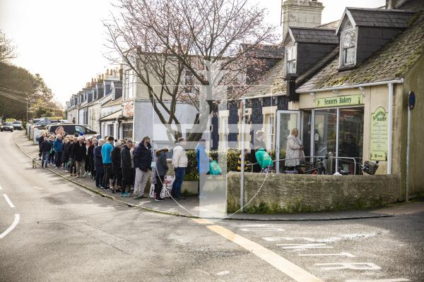Picture by Sophie Rabey.  29-03-24.  Good Friday at Senners Bakery, lots of people collecting hot cross buns.