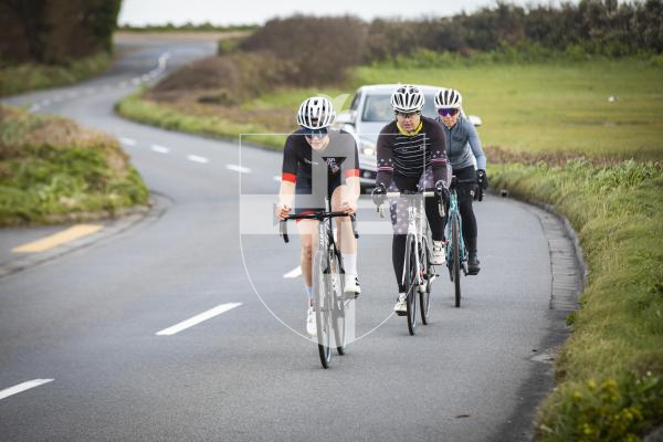 Picture by Sophie Rabey.  29-03-24.   Cycling Action.  PVK Easter Festival Stage 1 - Crit Race.  Perelle Short Circuit.