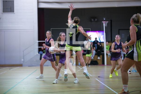 Picture by Peter Frankland. 18-09-24 Netball at Les Varendes. Rezzers Black v SNC Pula. HHYY