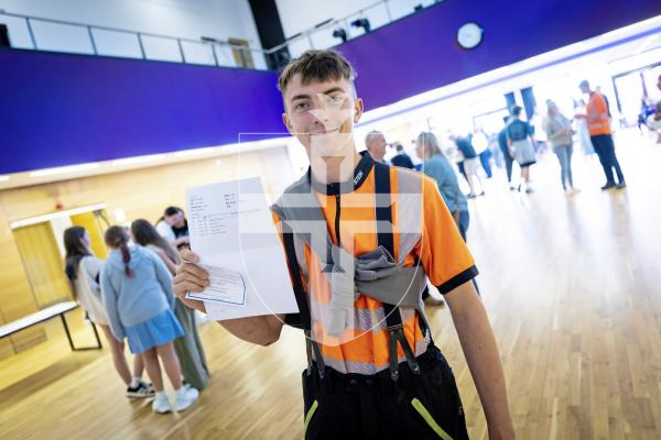 Picture by Peter Frankland. 21-08-25 GCSE results day 2025. Beaucamp High School. Sam Torode, 16