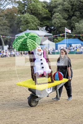 Picture by Sophie Rabey.  21-08-25.  North Show 2025 - Battle of Flowers.
Class G - Decorated Wheelbarrow, any flowers, any age, adult/child.
G3 - Olaf in Summer : Hayley Le Page
