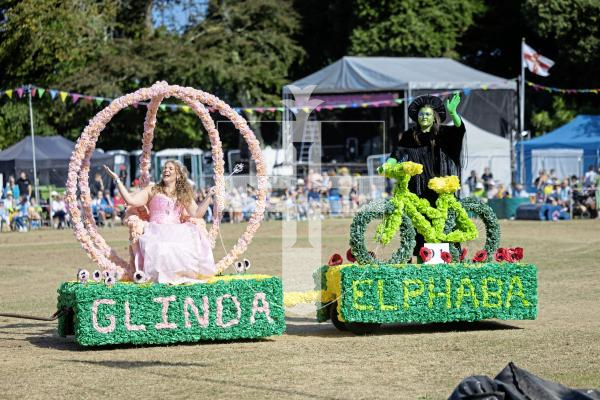 Picture by Peter Frankland. 21-08-25 North Show 2025 Battle of Flowers.  Class O - Wicked. Berrie Jeebriel. L-R - Beth Gabriel and Meredith Jee.