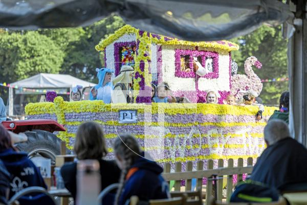 Picture by Peter Frankland. 21-08-25 North Show 2025 Battle of Flowers.  Class P - Two by Two - Shiloh Community Church