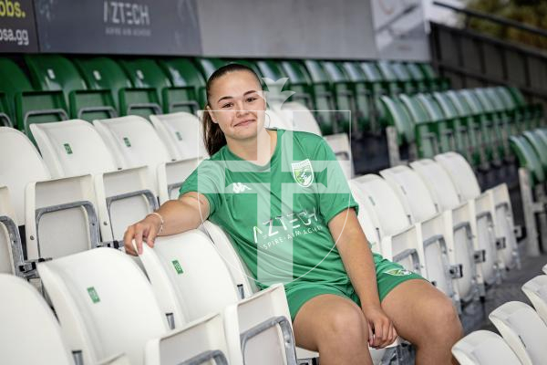 Picture by Sophie Rabey.  26-08-25.  GFC women training session at Victoria Park ahead of their game this weekend.  Interviews and training action.
Aimee Ogier