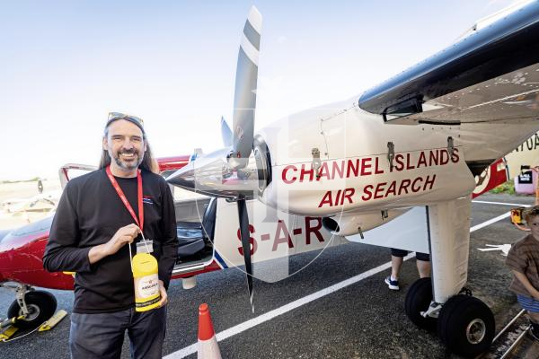 Picture by Sophie Rabey.  31-08-25.  Wings and Wheels event at Guernsey Areo Club.
David Hugo, Head of Guernsey Friends of CI Air Search.