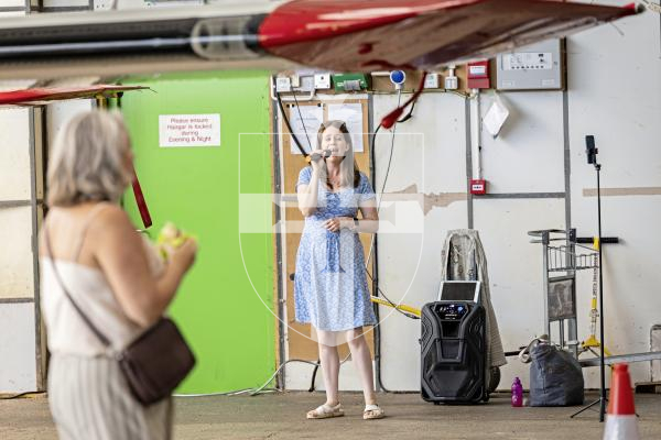 Picture by Sophie Rabey.  31-08-25.  Wings and Wheels event at Guernsey Areo Club.
Singer, Ashleigh Moore.