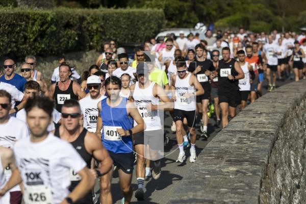 Picture by Peter Frankland. 23-08-26 Mind 10k run from Pleinmont to Grandes Rocques.