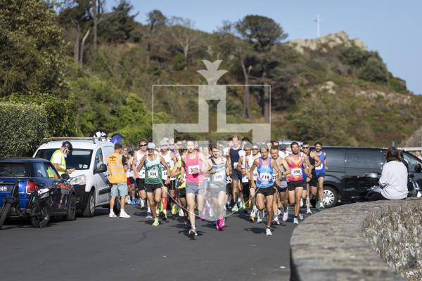 Picture by Peter Frankland. 23-08-26 Mind 10k run from Pleinmont to Grandes Rocques.