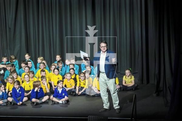 Picture by Peter Frankland. 17-03-25 Eisteddfod 2025 class 060 Group Speaking Under 9. With adjudicator Ben Humpfrey.