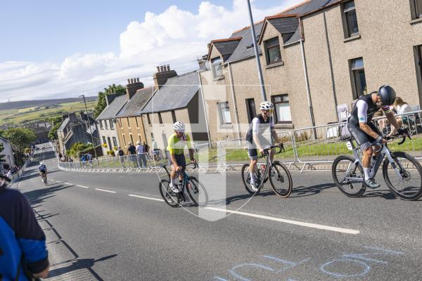 Picture by Sophie Rabey.  18-07-25.  ISLAND GAMES 2025 in Orkney.  Cycling Town Crit Mens.