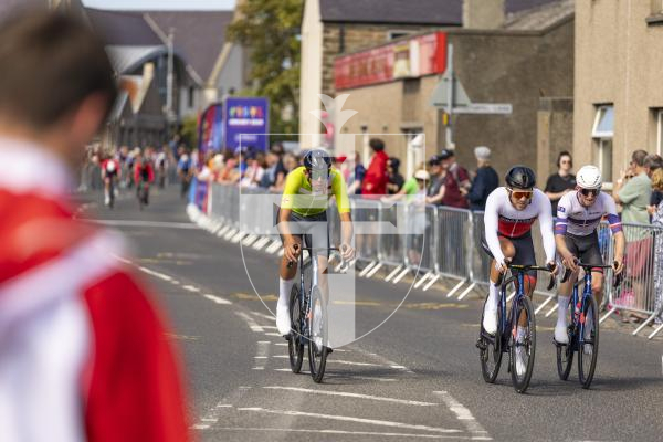 Picture by Sophie Rabey.  18-07-25.  ISLAND GAMES 2025 in Orkney.  Cycling Town Crit Mens.