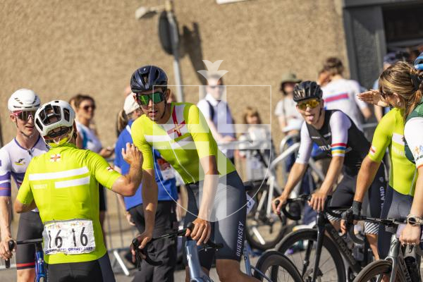 Picture by Sophie Rabey.  18-07-25.  ISLAND GAMES 2025 in Orkney.  Cycling Town Crit Mens.