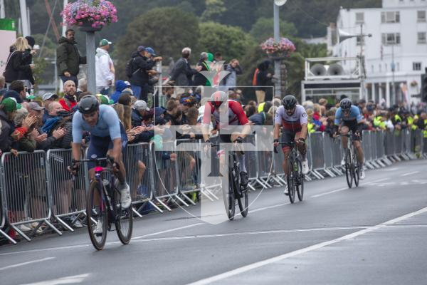 Picture by Luke Le Prevost. 14-07-23.
Island Games 2023 - Men's Individual Cycling Criterium along Town Seafront.