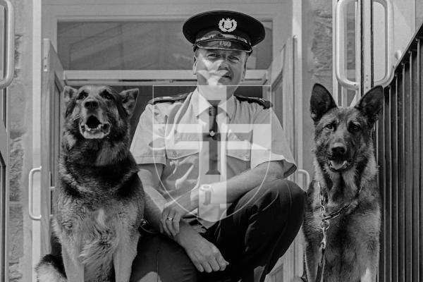2312-17-94-Police-Dog-Handler-Colin-Clarke-July-12th-1994