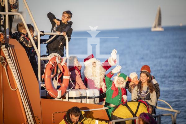Picture by Sophie Rabey.  25-11-23.  Father Christmas comes to St Peter Port town to switch on the Christmas lights 2023.