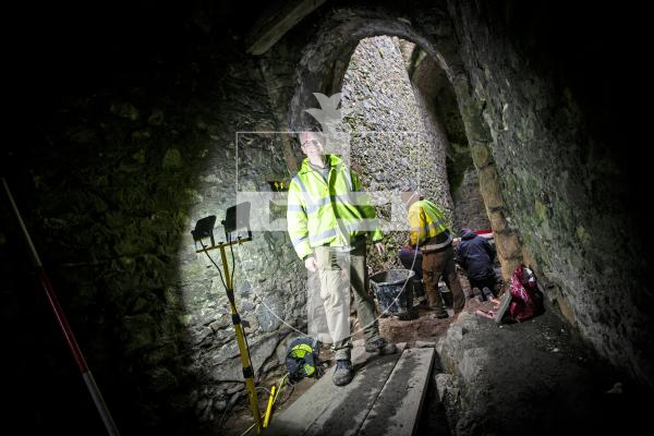 Picture by Peter Frankland. 22-02-24 Update on the state of the archaeological dig taking place at Castle Cornet. The team have made some interesting discoveries. Dr Phil de Jersey.