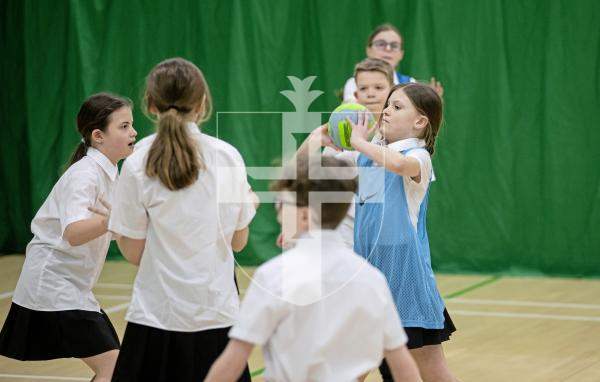 Picture by Peter Frankland. 27-02-24 Yr 7 St. Sampson's High School pupils have been taking part in lunchtime sport sessions with students from the Guernsey Institute who are studying Level 3 BTE. Playing Tchoukball.