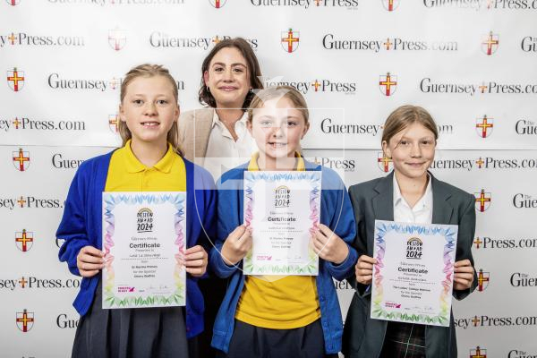 Picture by Peter Frankland.  18-06-24.  Guernsey Press Design An Ad 2024 at St Pierre Park.  
Cherry Godfrey - Sponsor, Bernice Saunders, Students L-R Lola Le Sauvage (3rd), Isabella Watson (2nd), Krista Scanlan (1st).