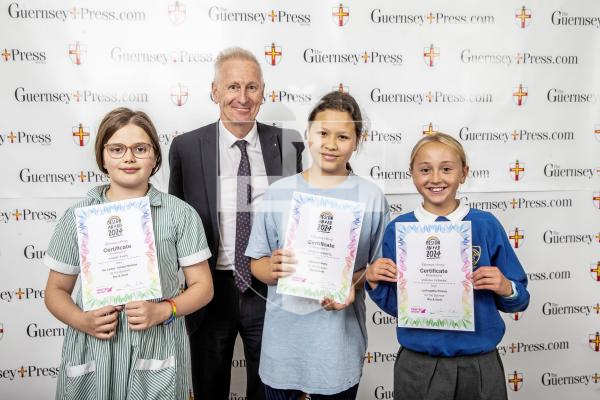 Picture by Peter Frankland.  18-06-24.  Guernsey Press Design An Ad 2024 at St Pierre Park.  
Ray & Scott - Sponsor, Martin Search, Students L-R Mabel Pratt (3rd), Charlie Roberts (2nd), Willow Warren (1st).