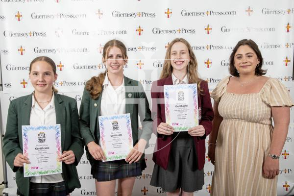 Picture by Peter Frankland.  19-06-24.  Guernsey Press Design An Ad 2024 at St Pierre Park. 
Cherry Godfrey - Sponsor, Bernice Saunders, Students L-R Melis Dent (3rd), Rose Wood (2nd), Hebe Hurford-Pogam (1st).