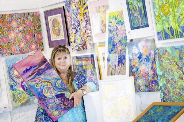 Picture by Peter Frankland. 30-06-25 Art exhibition at Art in the Park at Saumarez Park. Sharon De La Mare