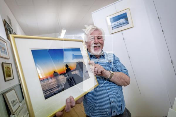 Picture by Peter Frankland. 07-07-25 Guernsey Art Network exhibition at Sula Gallery. Graham Neville