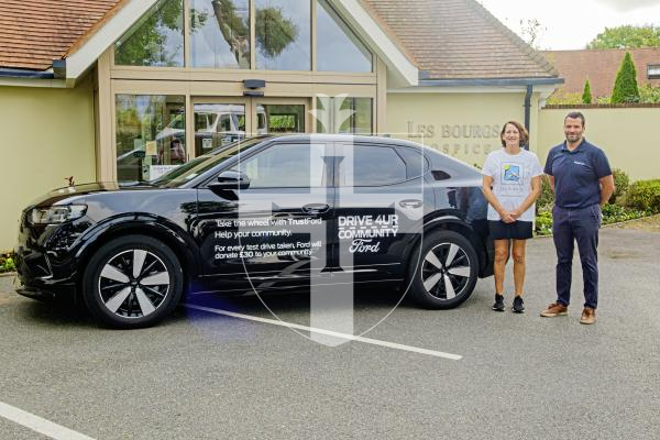 Picture by Jason Friend 09.09.2025 Trustford GSY team up with Les Bourgs Hospice to raise money for the charity by donating £30 for every test drive on the family open day on selected cars left to right Hospice senior fund raiser Liz Stonebridge and Trustford aftersales manager Steve Vidamour