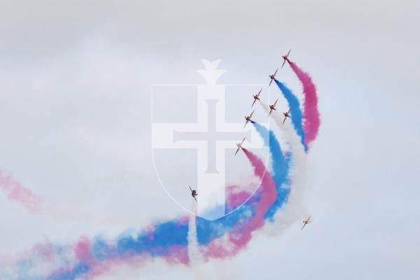 Picture by Sophie Rabey.  10-09-25.  Guernsey Battle of Britain Air Display 2025.
RAF Red Arrows.