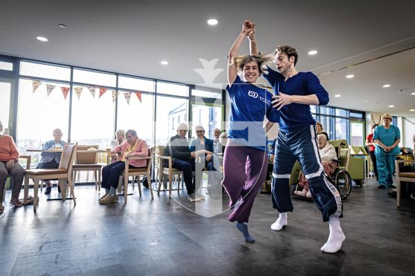 Picture by Peter Frankland. 19-12-25 Jersey Ballet troupe Ballet D'Jerri have been in the island to give two performances at the PRCPA but were today at Le Platon to do workshops with the residents there. Dancers Ombline Noyer and Donovan Delis-McCarthy.