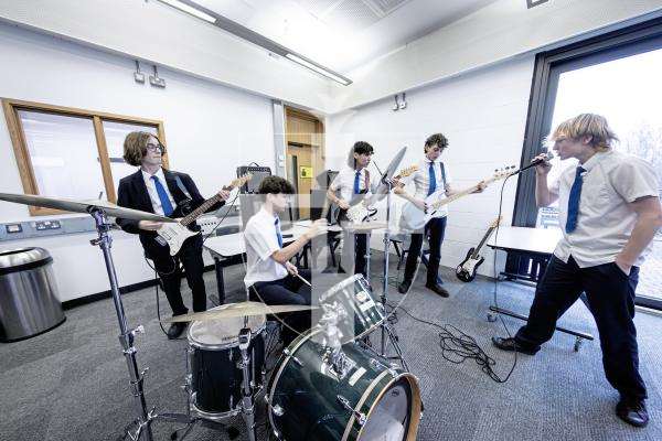 Picture by Peter Frankland. 14-01-26 Les Beaucamp school band Out of Sync are preparing to take to the stage at the Thirst Music Battle of the Bands. L-R - Sami Bamford, 14, Max Roger, 15, Marco Palmeri, 15, Josh Pailing, 15 and Bobby Broughton, 14.