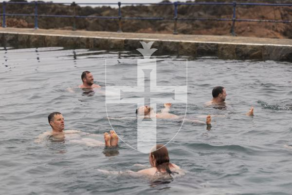 Picture by Sophie Rabey.  07-03-26.  Harry Beattie, commonly known on social media as 'Ice Bath Harry', was in Guernsey and took an ice bath and plunge in the bathing pools.  He is a recovering drug addict who has started using ice baths daily to help with his sobriety and mental health.  He films the videos and has a big following.