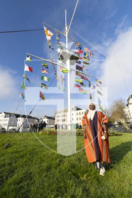 Picture by Peter Frankland. 09-03-26 Commonwealth Day flag raising at Weighbridge Roundabout. Abidat Olayemi from Nigeria.