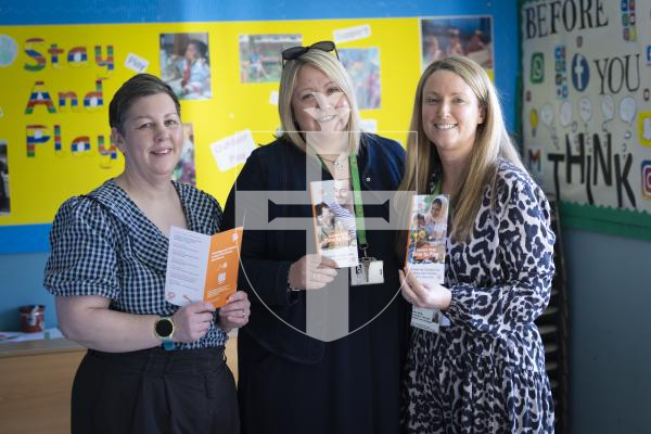 Picture by Peter Frankland. 11-03-26 Kindred Family Hub at Les Genats Estate. They are launching a project called 'Screens Away, Let's Play' which encourages youngsters and parents to put their devices away and engage in real play. L-R - Alex Hawkins-Drew, Associate Director of Public Health, Ruth Sharp, Head of Early Years and Zara Betts, Paediatric Therapist Speech and Language.