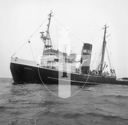 Picture by Guernsey Press. 28-05-65 Shipwreck of La Salle off L'eree / Rocquaine in 1965. Wreck.
LSSWPS