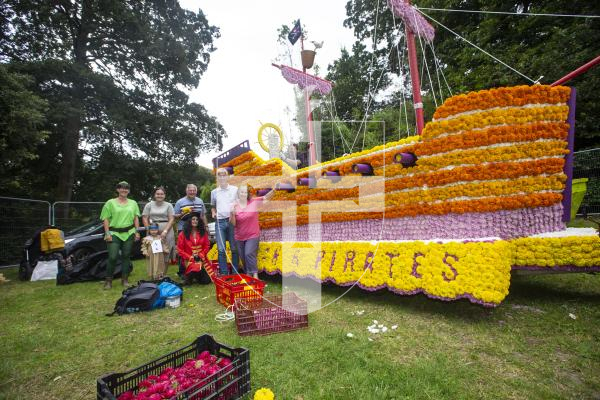 Picture By Peter Frankland. 24-08-23 North Show 2023 and Battle of Flowers. Peter Pan and Pirates by Ian Lewis, Rob Lihou and Friends.