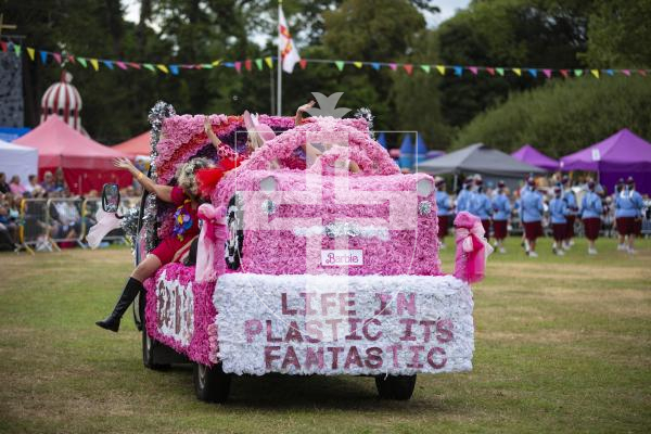 Picture By Peter Frankland. 24-08-23 North Show and Battle of Flowers 2023. Barbi - Life in Plastic, It's Fantastic. The Harris Family. Class M.