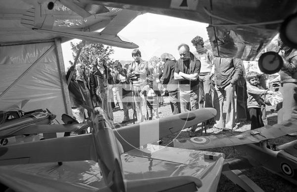 Picture by Guernsey Press. J77/58 Model Flying Club at Jubilee event in 1977.
MFCPS