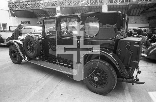 Picture by Guernsey Press.
Nostalgia Lookback feature.
6 Oct 1978. Neg number 3919/78.
The 1927 Hispano Suiza limousine - a £20,000 vintage car owned by a wealthy Spanish industrialist arrived aboard the car ferry Caledonian Princess to go on show at the Guernsey Motor Museum.